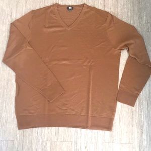 XL Brown Uniqlo V-Neck Merino Wool Sweater